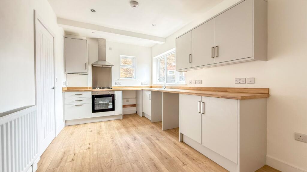 Main image of property: Woodland Avenue, Gainsborough, DN21
