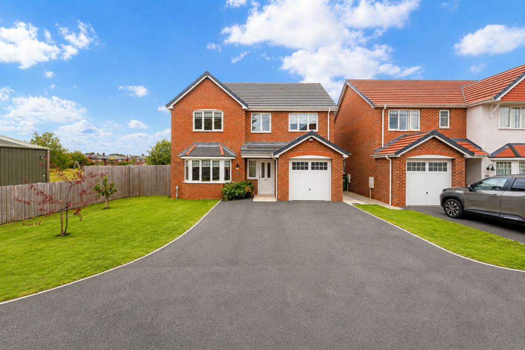 Main image of property: Maes Glyndwr, Wrexham, LL11