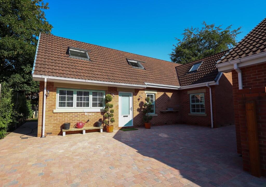 Main image of property: Willow Wood Close, Ashton-Under-Lyne