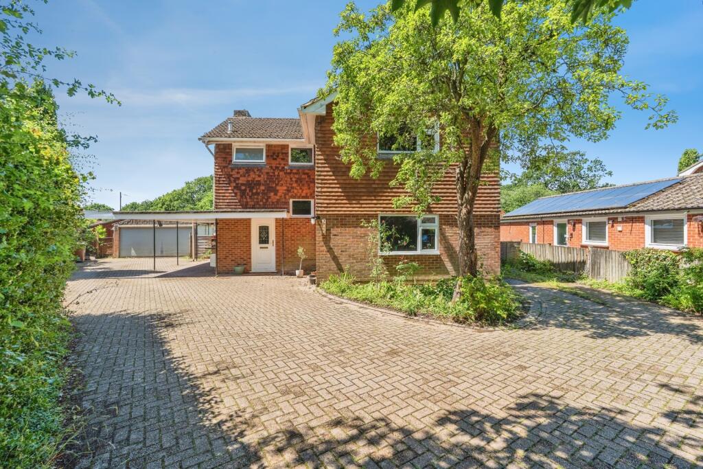 Main image of property: Rownhams Lane, North Baddesley, Southampton, Hampshire, SO52