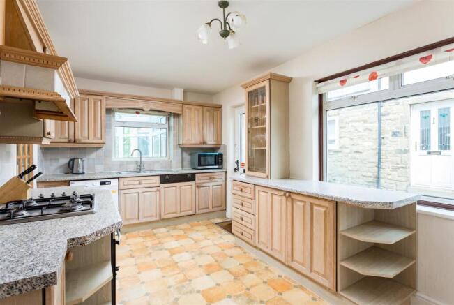 13 Tredgold Avenue-12_AI_EDIT.jpg