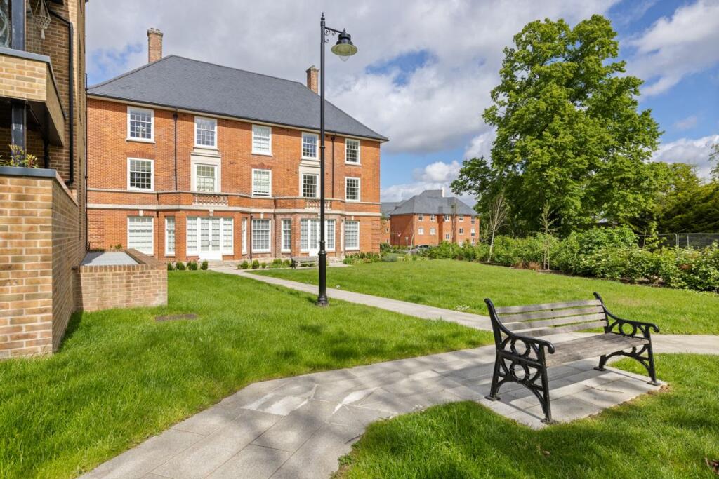Main image of property: Patricia Close, Aldershot, Hampshire, GU11