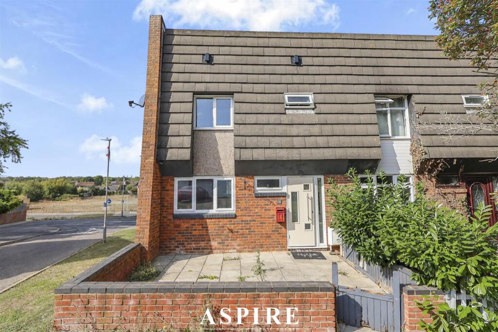 Main image of property: Little Oxcroft, Basildon
