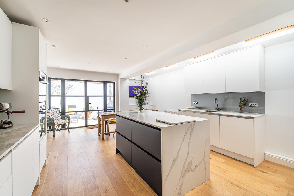 Main image of property: Gironde Road, London, SW6