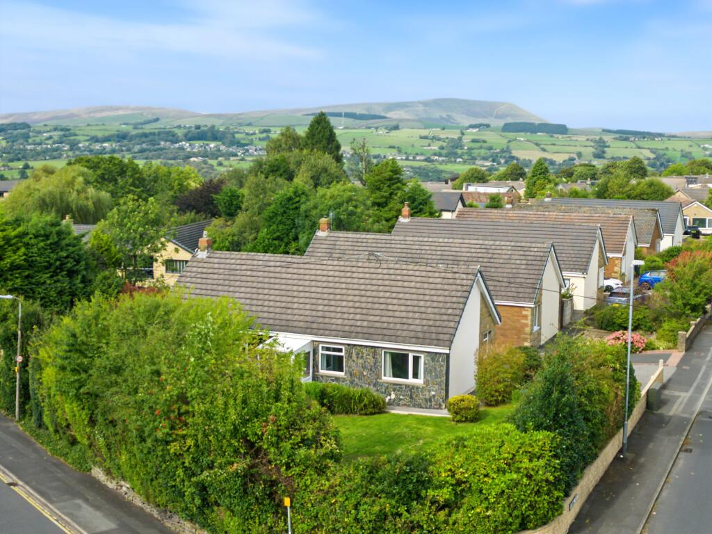 Main image of property: Pennine Way, Brierfield