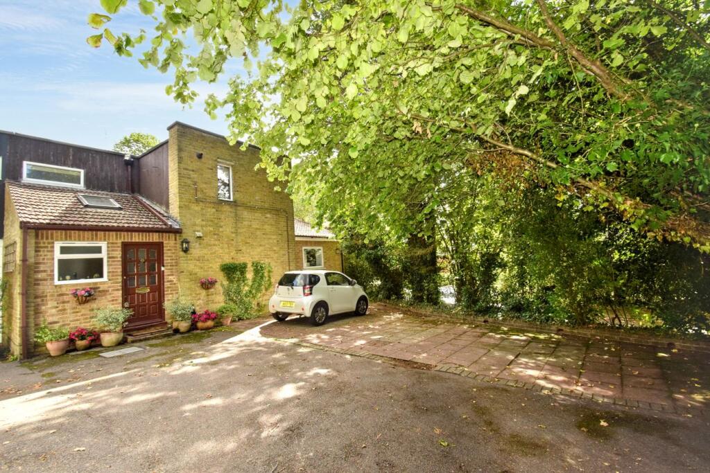Main image of property: Copperfields, Kemsing, Sevenoaks, TN15