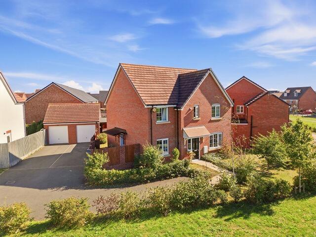 Main image of property: Bishops Tachbrook, Leamington Spa, Warwickshire, CV33