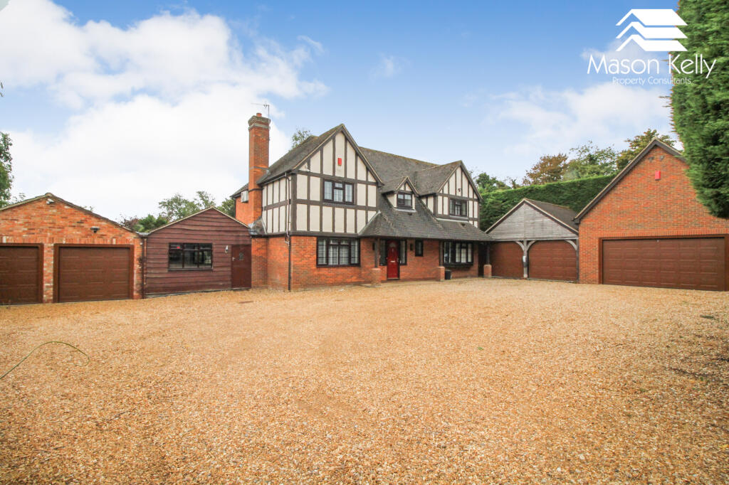 Main image of property: Wolverton Road, Blakelands, Milton Keynes, Buckinghamshire, MK14