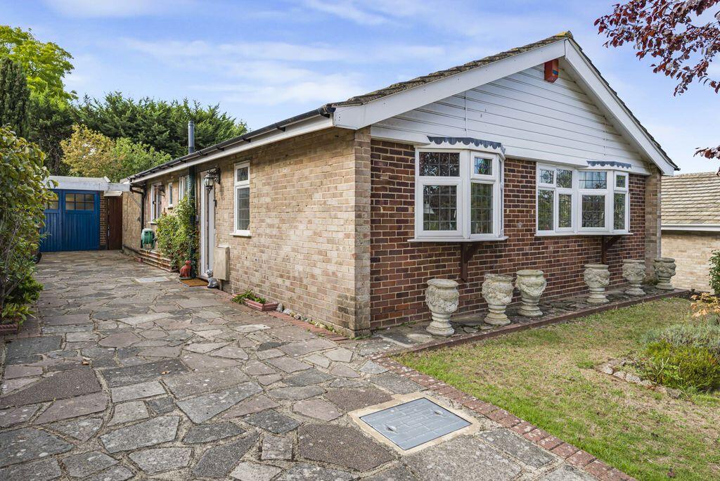 Main image of property: Shuttlemead, Bexley