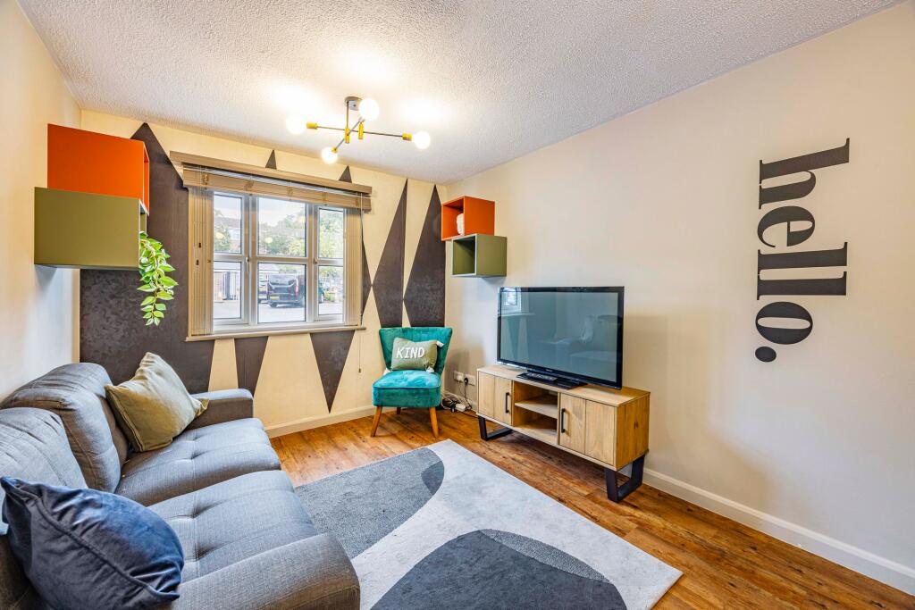 Main image of property: 8 Gadd Street, Nottingham, NG7