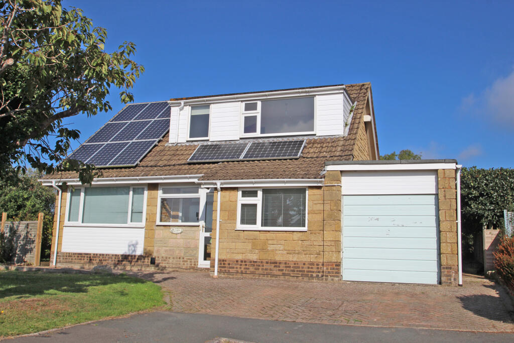 Main image of property: Elizabeth Gardens, Havenstreet