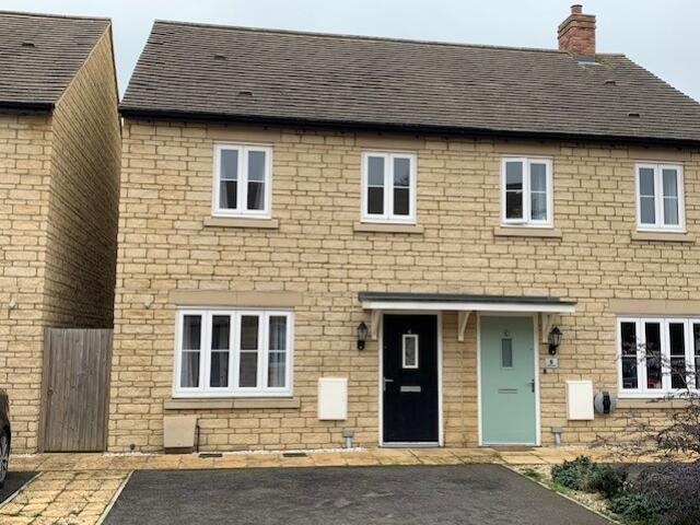Main image of property: Crista Place, Carterton, Oxon, OX18 1DB