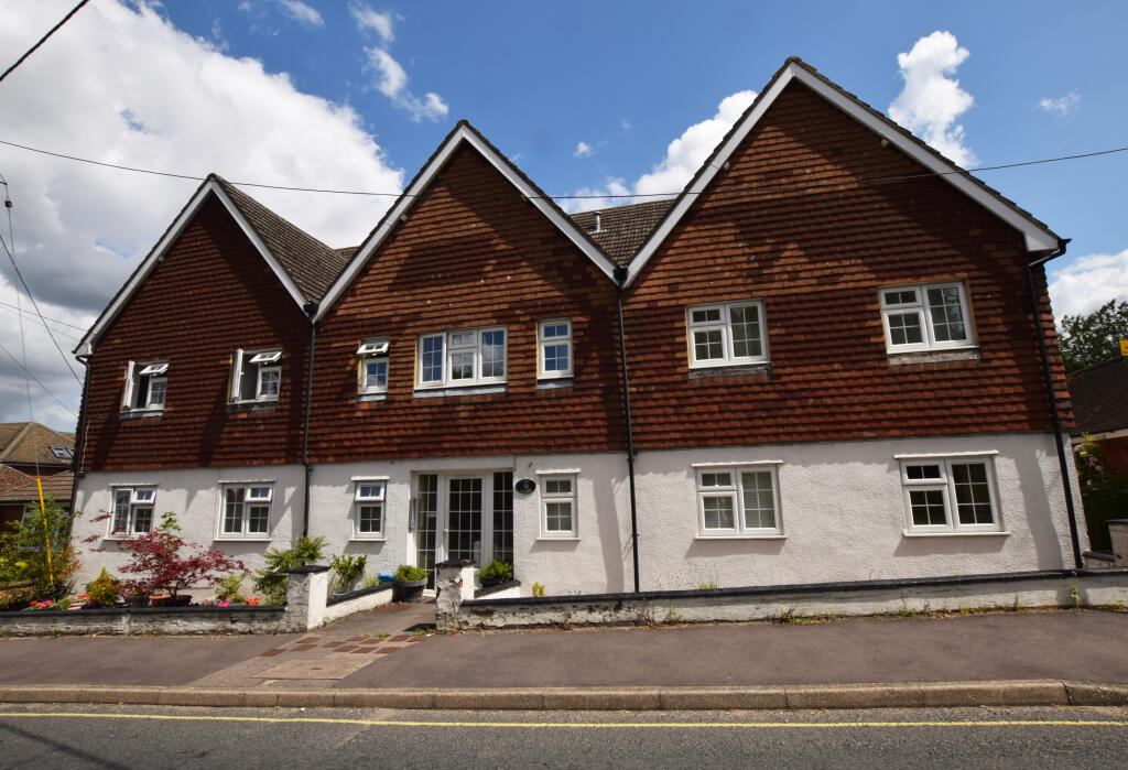 Main image of property: The Kilns, Wilsom Road, Alton, Hampshire, GU34
