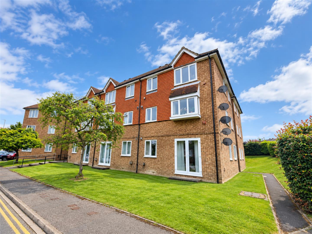 Main image of property: Abbey Mews, Dunstable