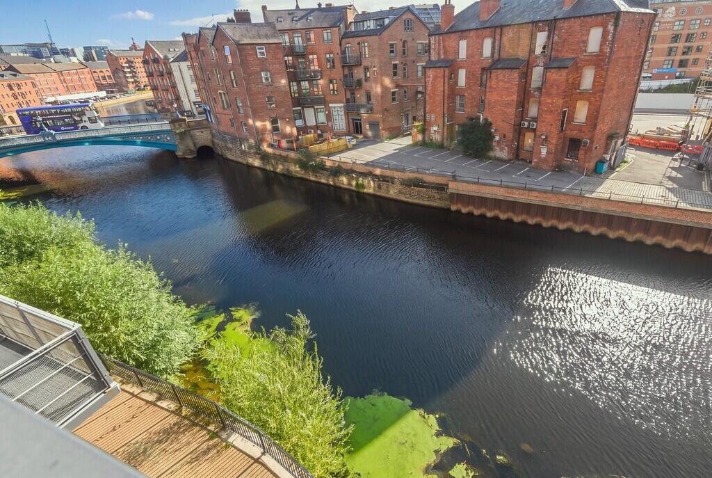 Main image of property: The Quays, Concordia St, LS1