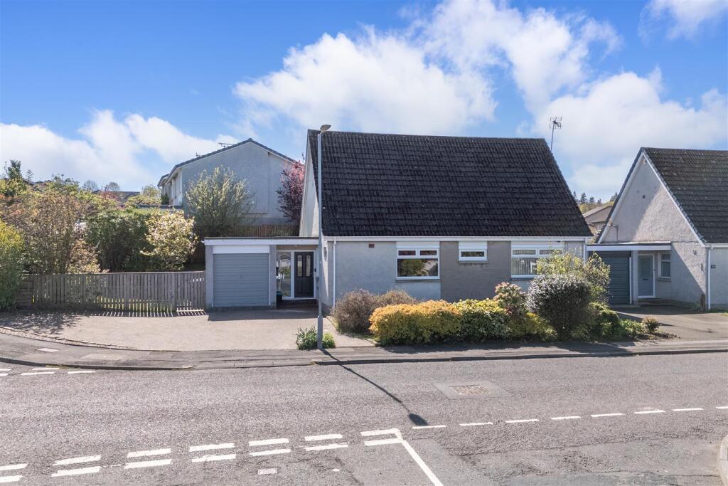 Main image of property: Springwood Bank, Kelso