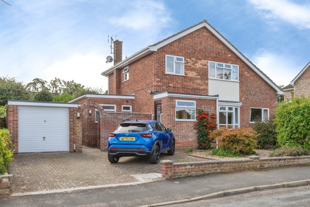 Main image of property: Hannant Road, North Walsham
