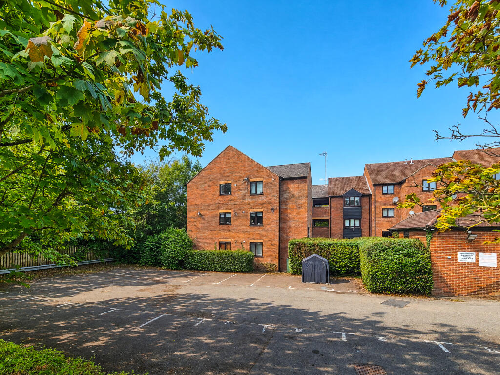 Main image of property: Chelmsford Road, Great Dunmow