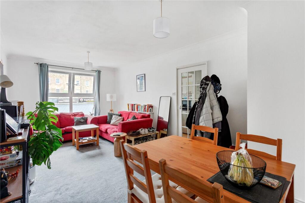 Main image of property: London Terrace, Hackney Road, London, E2