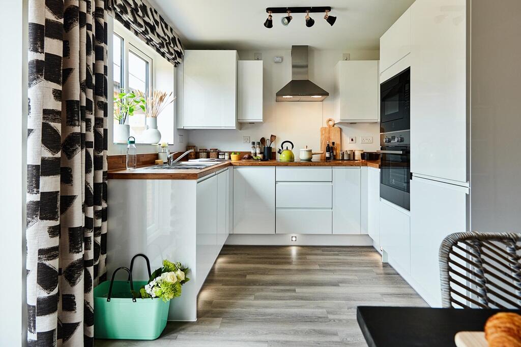 Main image of property: Churchland Way, Wolvershill Road,
Banwell,
Weston Super Mare,
BS24 7FH