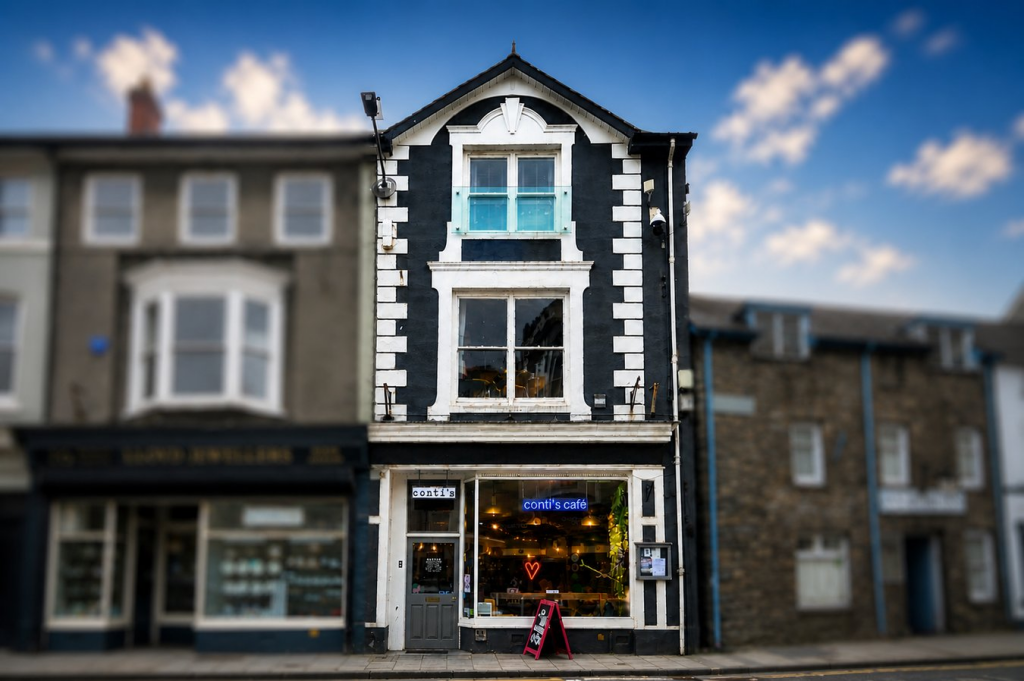 Main image of property: 5 Harford Square, Lampeter, SA48