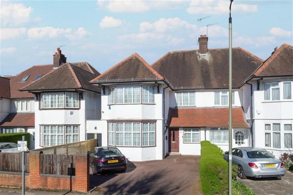 Main image of property: The Ridgeway, Golders Green, NW11