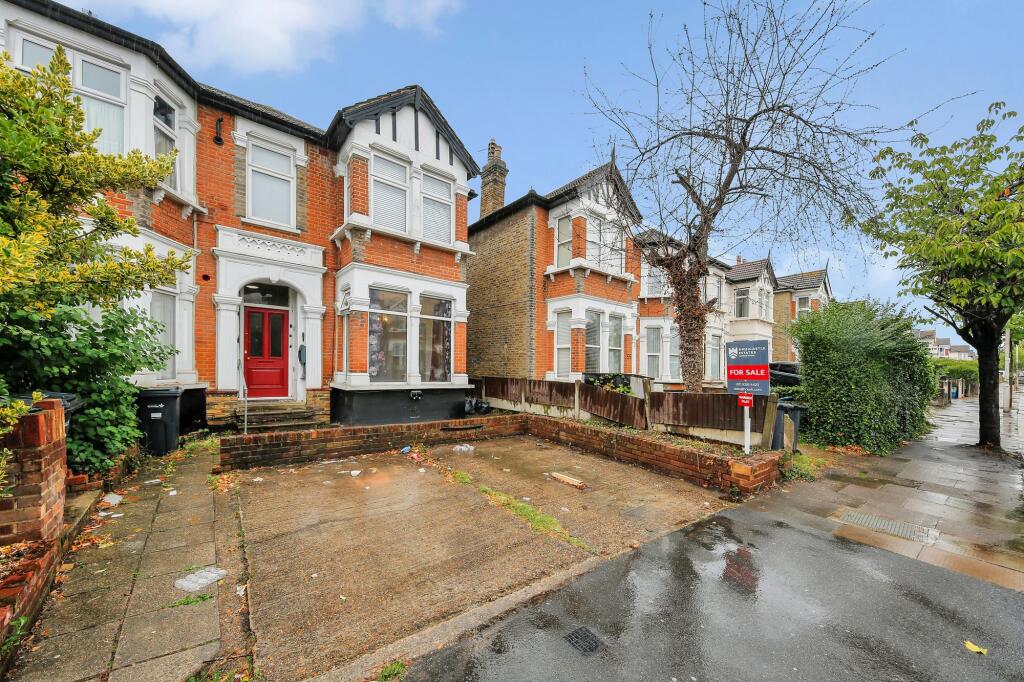 Main image of property: The Drive, Ilford, IG1