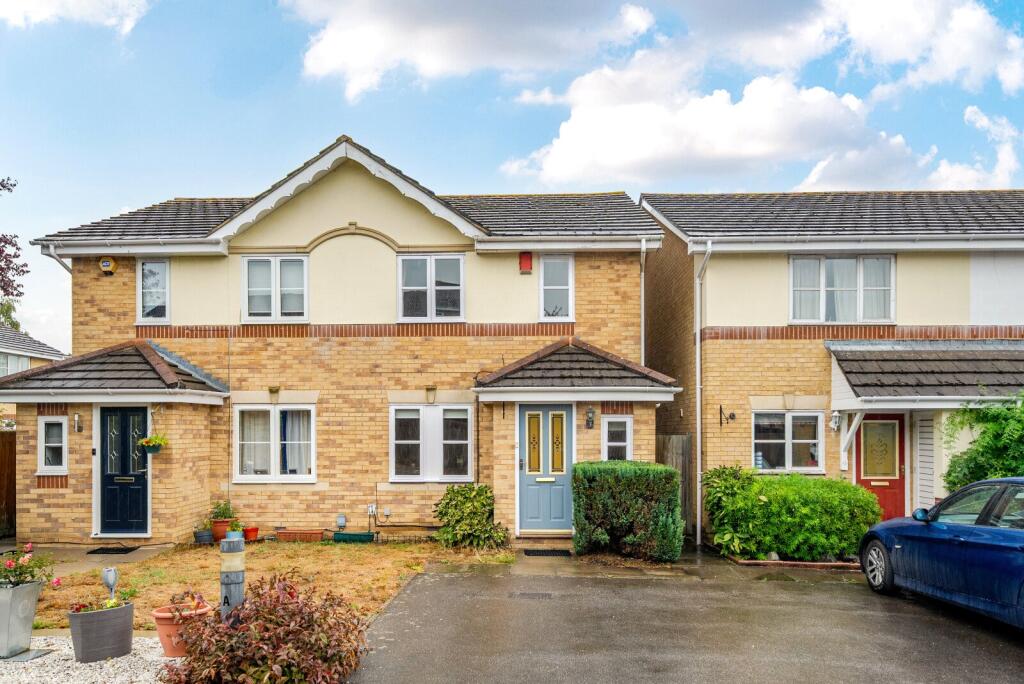 Main image of property: Clarendon Gate, Ottershaw, KT16
