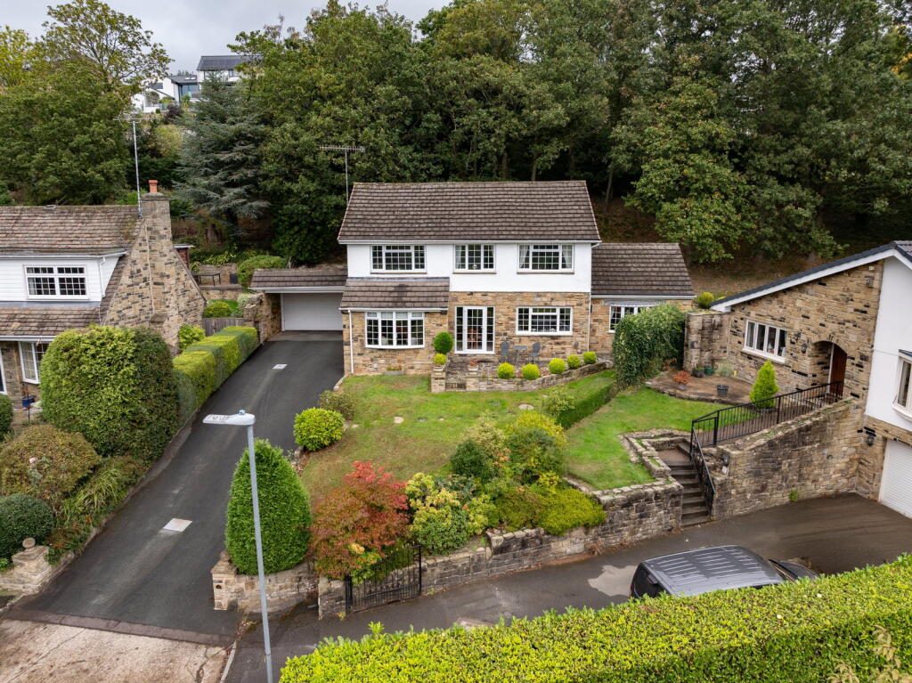 Main image of property: Whitegates Grove, Fenay Bridge, Huddersfield, HD8 0BW