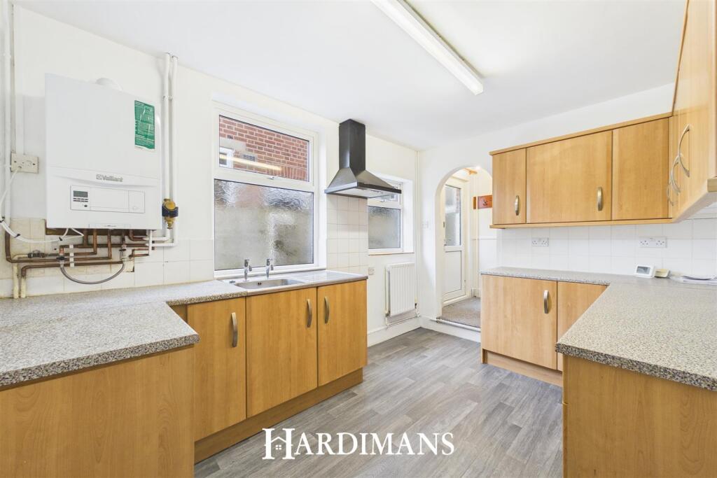 Main image of property: Worthing Road, Lowestoft