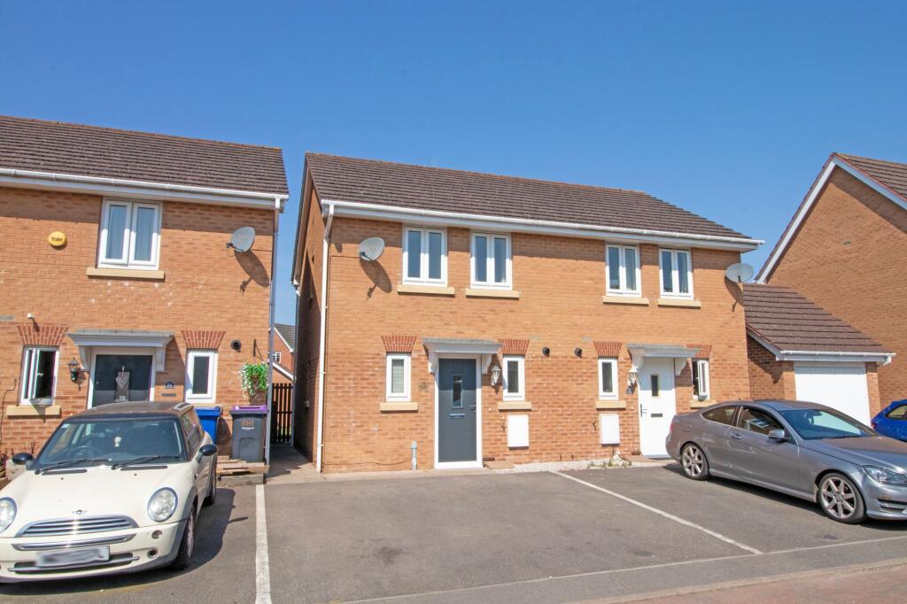 Main image of property: Birkdale Square, Gainsborough, DN21