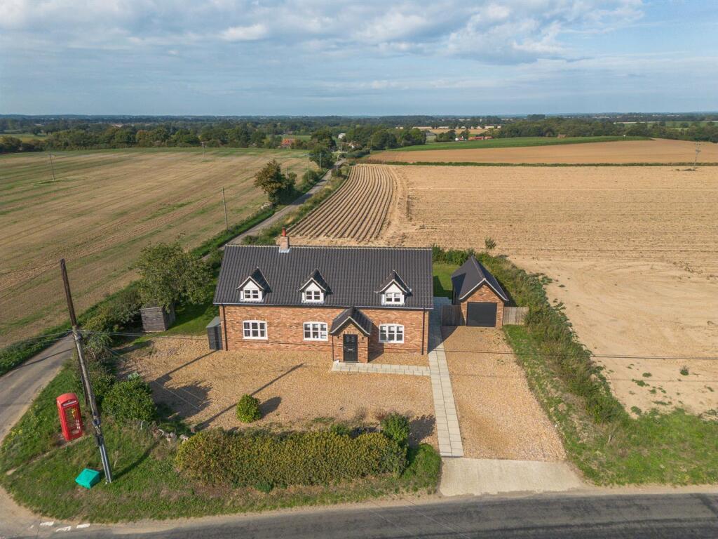 Main image of property: Felmingham Road, Skeyton.