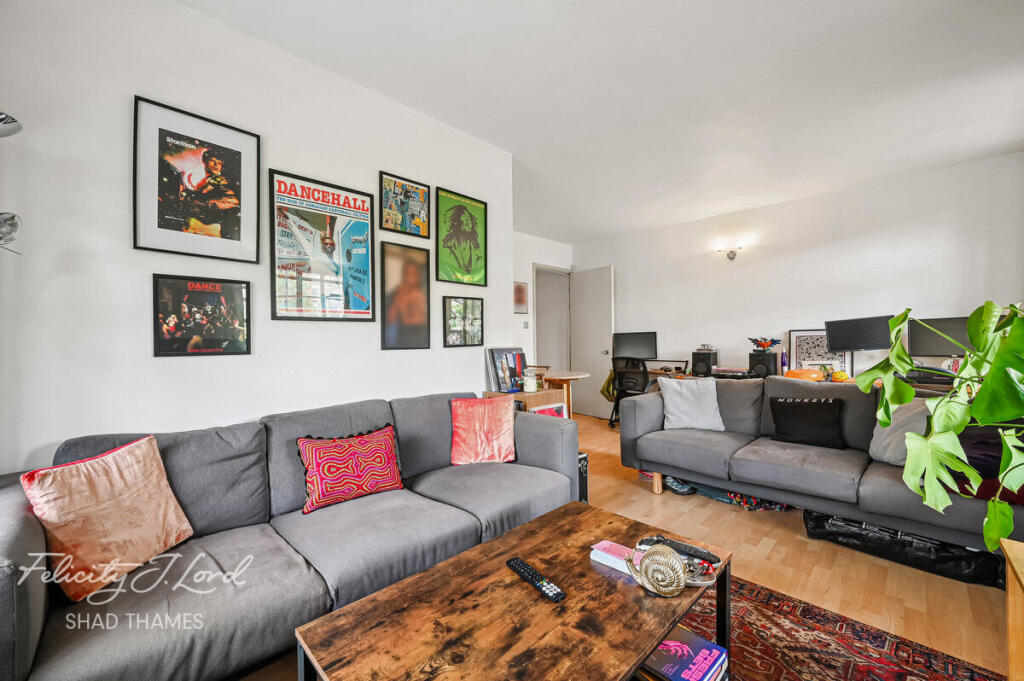 Main image of property: The Circle, Queen Elizabeth Street, SE1