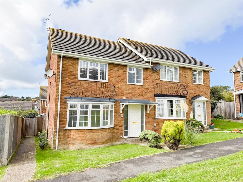 Main image of property: Links Drive, Bexhill, TN40 1TH