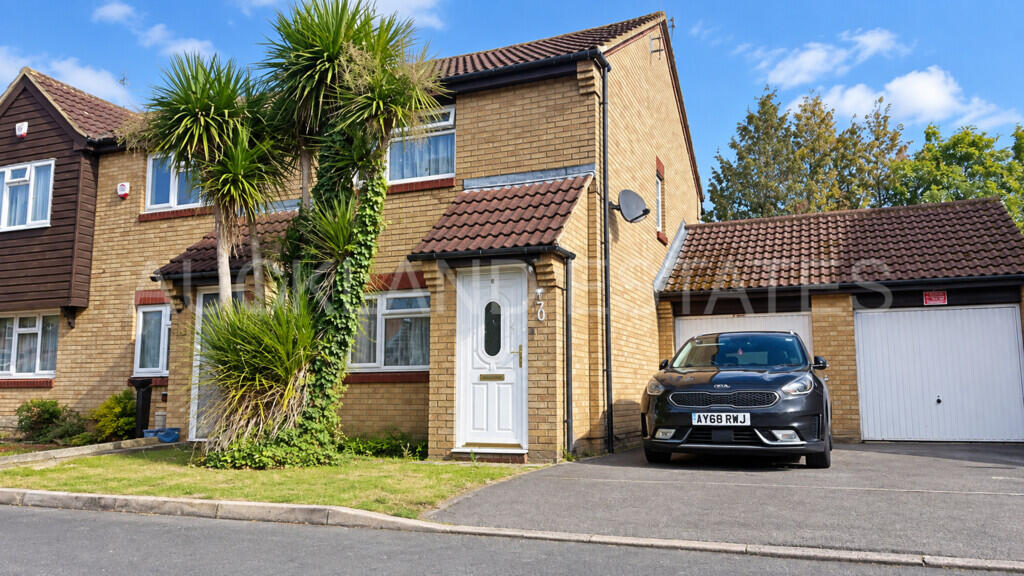 Main image of property: Vincenzo Close, North Mymms