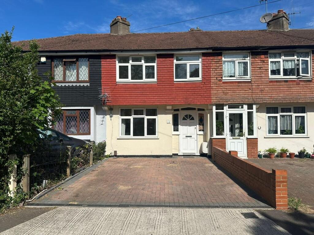 Main image of property: Barnsbury Crescent, Tolworth