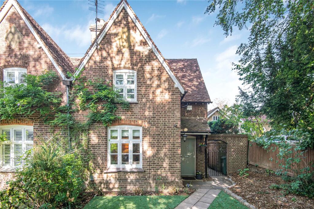 Main image of property: Shenley Hill, Radlett, Hertfordshire, WD7