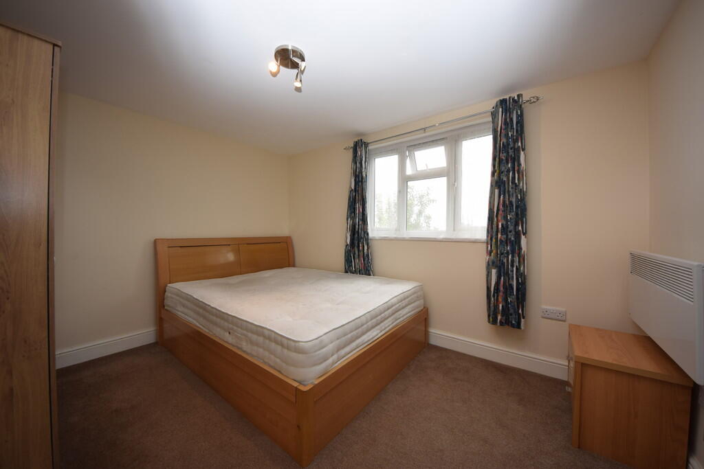 Main image of property: The Drive, Redbridge, IG1