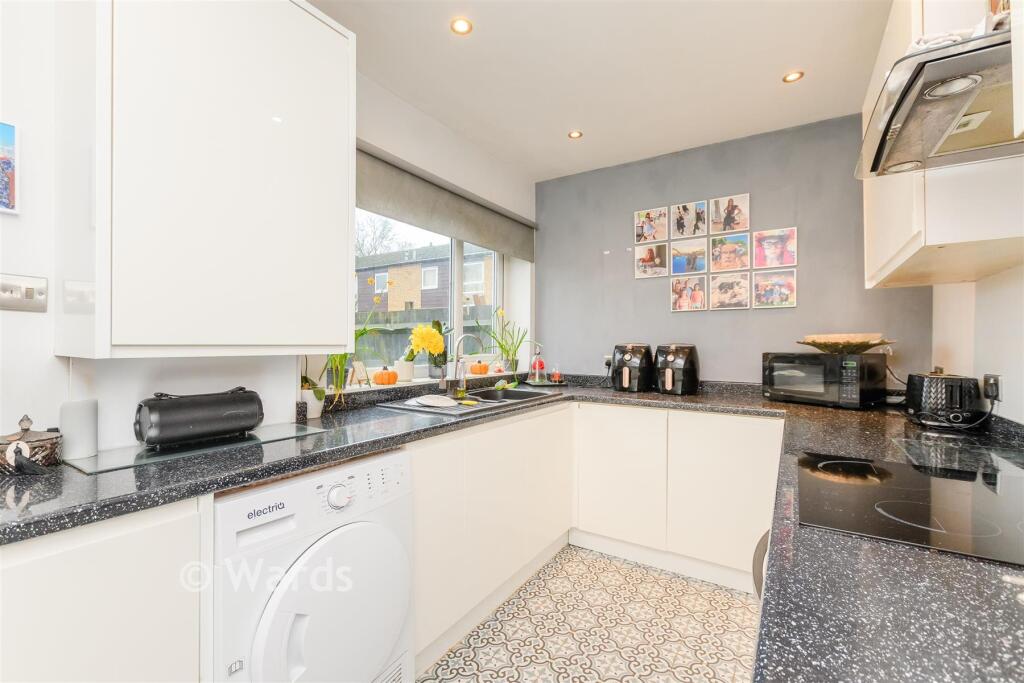 Main image of property: Foxbury, New Ash Green, Longfield, Kent