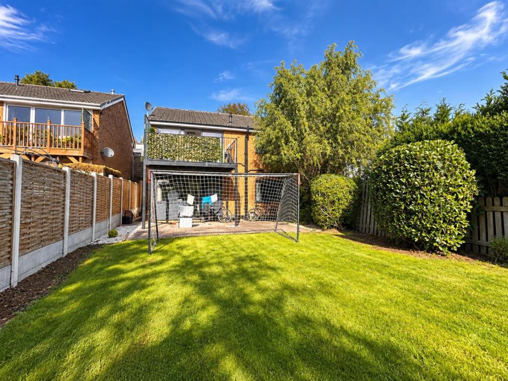 Main image of property: Pye Nest Avenue, Halifax