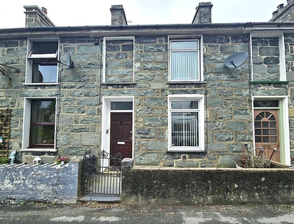 Main image of property: Pen Y Garreg, Trawsfynydd, LL41 4UE