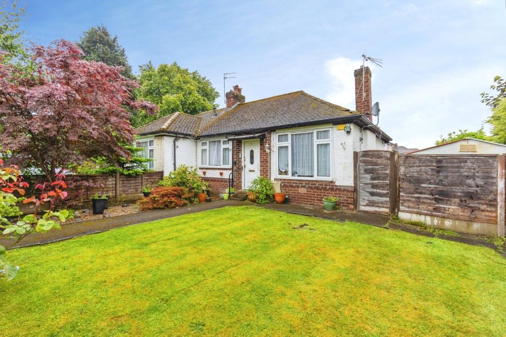 Main image of property: Lawrence Road, Urmston, Manchester, Greater Manchester, M41