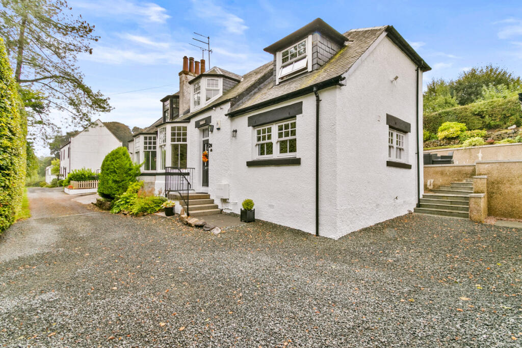 Main image of property: Glendinning Place, Eaglesham, G76