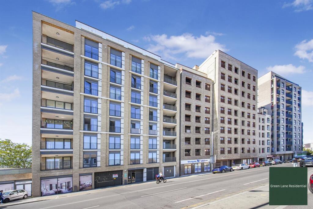 Main image of property: High Road, SEVEN KINGS, IG3