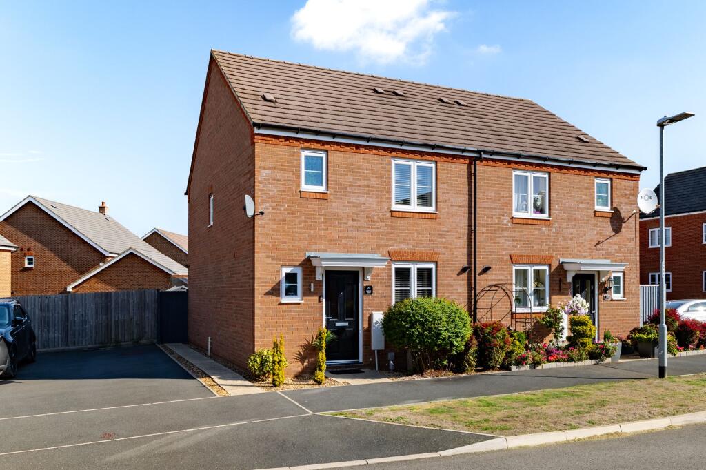 Main image of property: Parrott Grove, Marston Moretaine, MK43