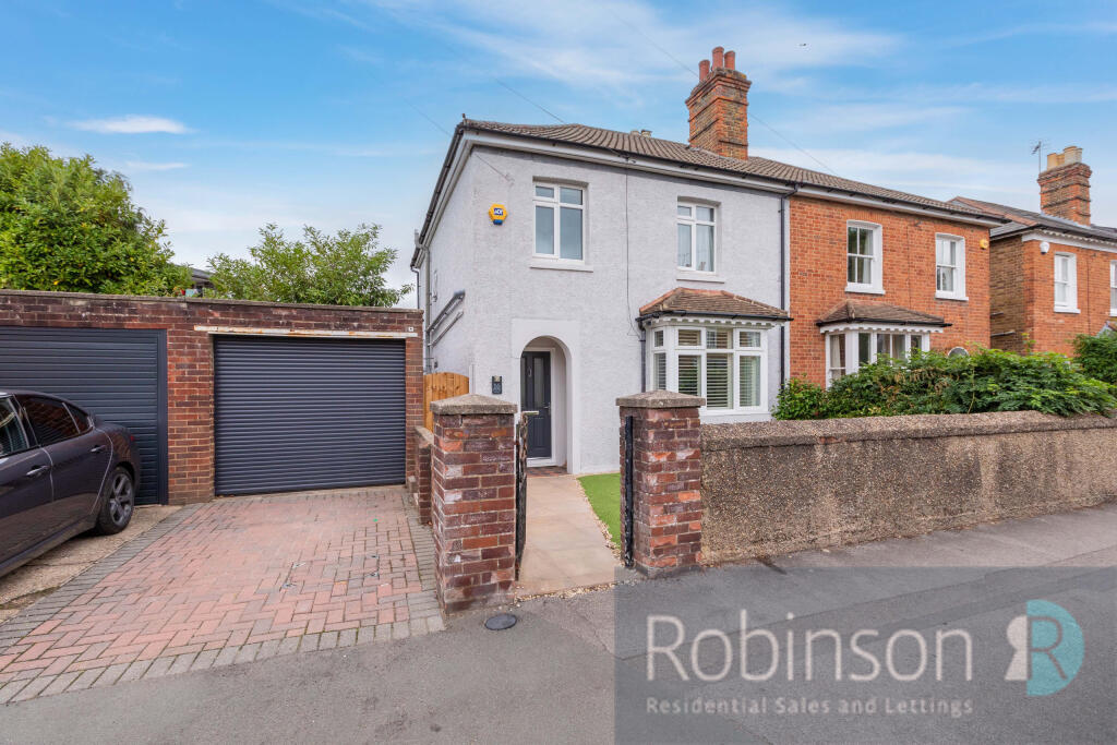 Main image of property: Fairford Road, Maidenhead, Berkshire