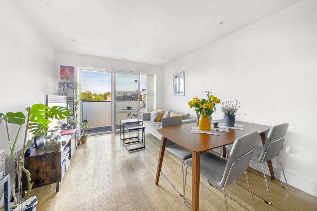 Main image of property: Tiltman Place, Finsbury Park, N7