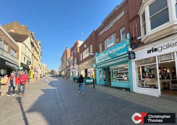 Main image of property: 7 Peascod Street, Windsor, SL4 1DT