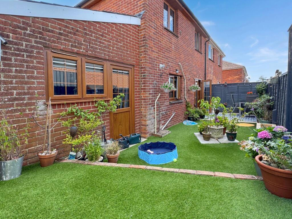 Main image of property: Mill Hill Road, Cowes, PO31