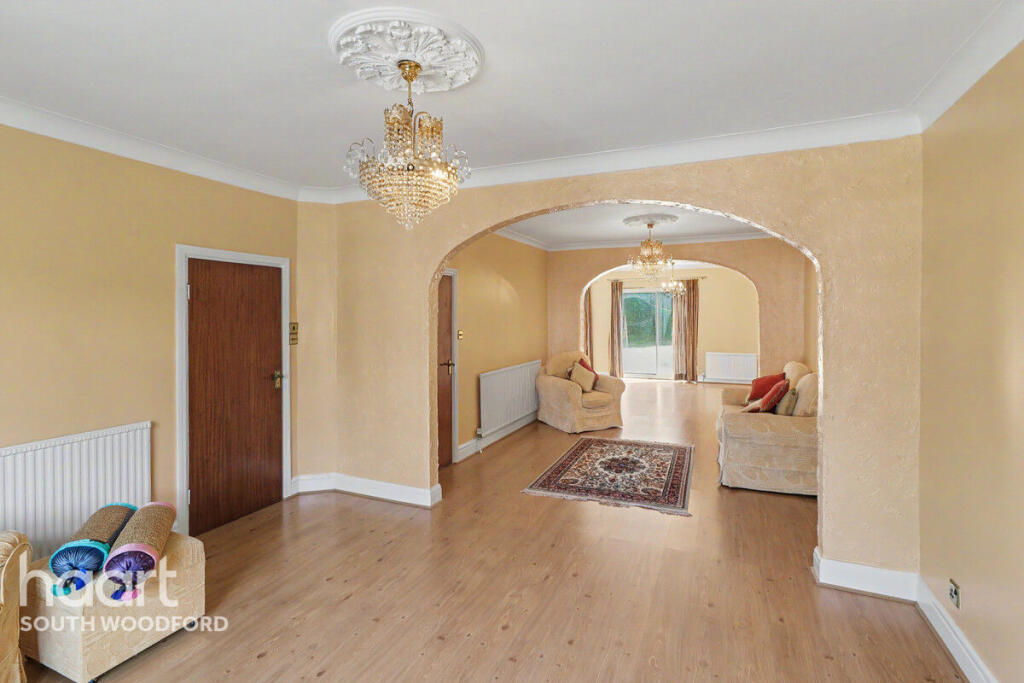 Main image of property: Langley Crescent, London